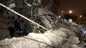 Sinucidere la Constanţa! Măcinat de greutăţi, un tânăr a intrat cu maşina intenţionat într-un stâlp
