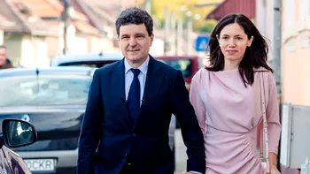 Cum arată și cu ce se ocupă cumnatul lui Nicușor Dan. Ce facultate a terminat Bogdan Grădinaru, de fapt