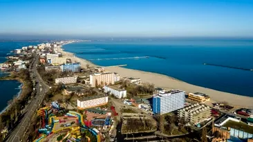 Ce a găsit o turistă pe o plajă din stațiunea Mamaia. Dacă știa, nici nu se ducea: ”Mi-ar fi plăcut să mi se spună dinainte”